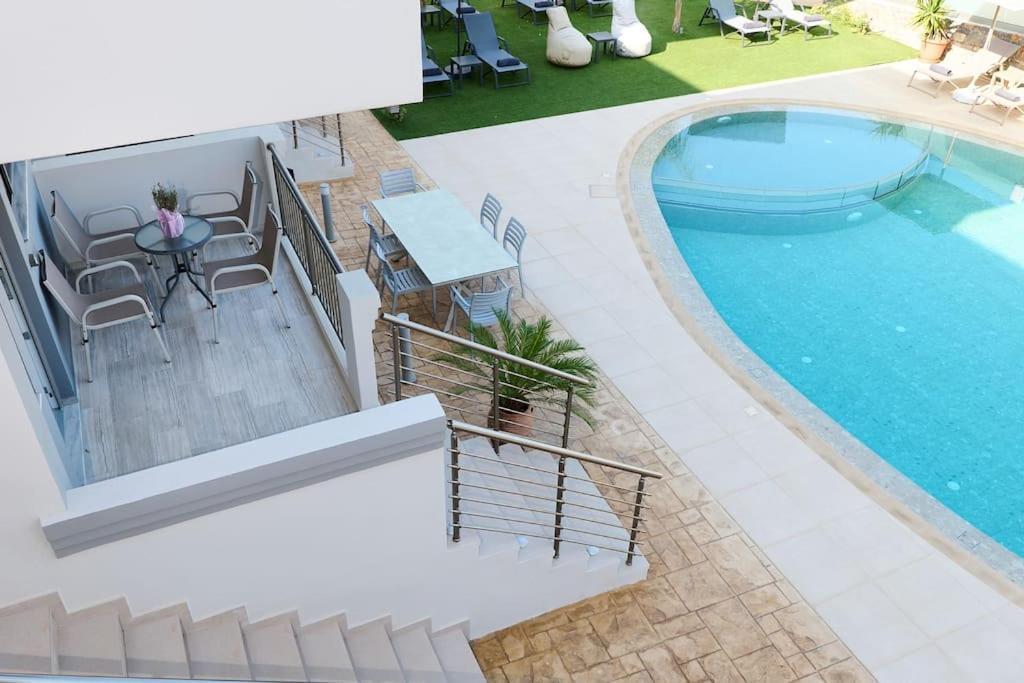 Modern Family Apartment Ewa With Pool, Dining Area On Crete Coast Stavromenos Luaran gambar