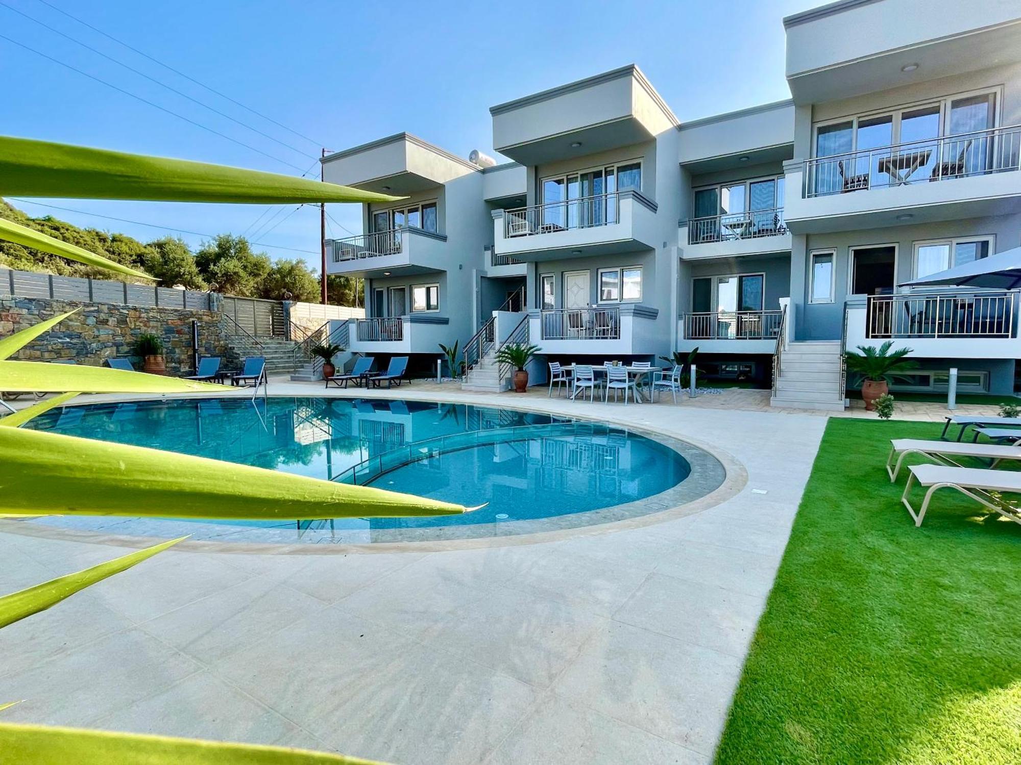 Modern Family Apartment Ewa With Pool, Dining Area On Crete Coast Stavromenos Luaran gambar